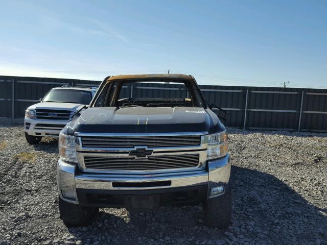 1GCHK23637F539714 - 2007 CHEVROLET SILVERADO BLACK photo 9