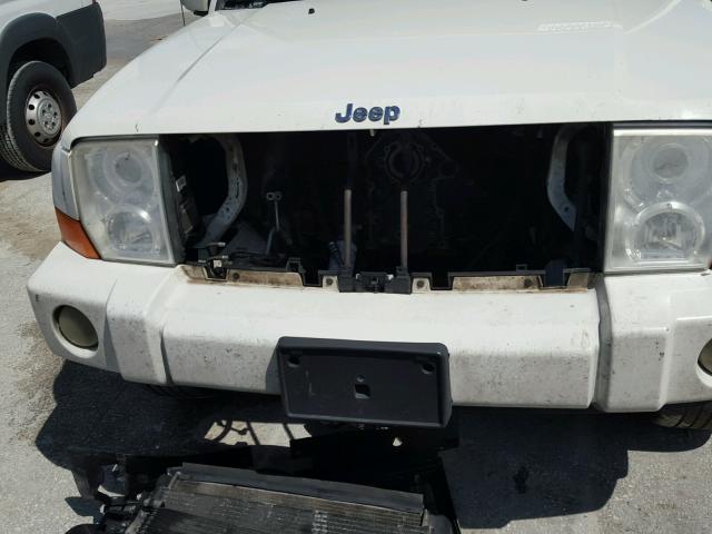 1J4RH5GTXAC158904 - 2010 JEEP COMMANDER WHITE photo 9