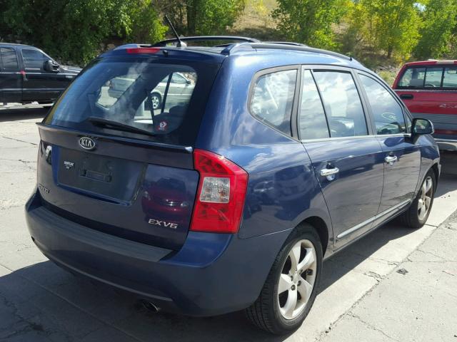 KNAFG526377072815 - 2007 KIA RONDO LX BLUE photo 4