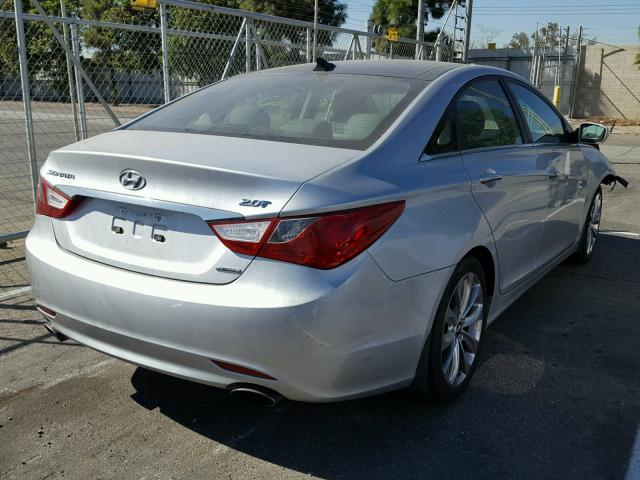 5NPEC4AB5CH385714 - 2012 HYUNDAI SONATA SE SILVER photo 4