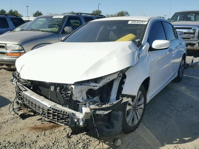 1HGCR2F33FA037452 - 2015 HONDA ACCORD LX WHITE photo 2