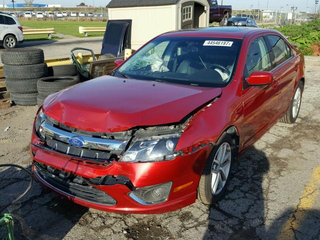 3FAHP0JA8BR266851 - 2011 FORD FUSION RED photo 2