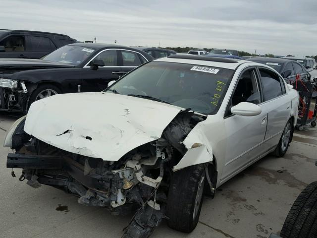 1N4AL11D02C153505 - 2002 NISSAN ALTIMA BAS WHITE photo 2