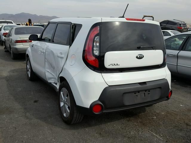 KNDJN2A23G7274117 - 2016 KIA SOUL WHITE photo 3