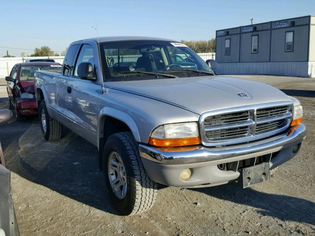 1B7GG22X11S348671 - 2001 DODGE DAKOTA SILVER photo 1