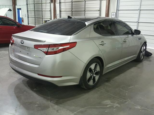 KNAGM4AD4D5055259 - 2013 KIA OPTIMA HYB SILVER photo 4