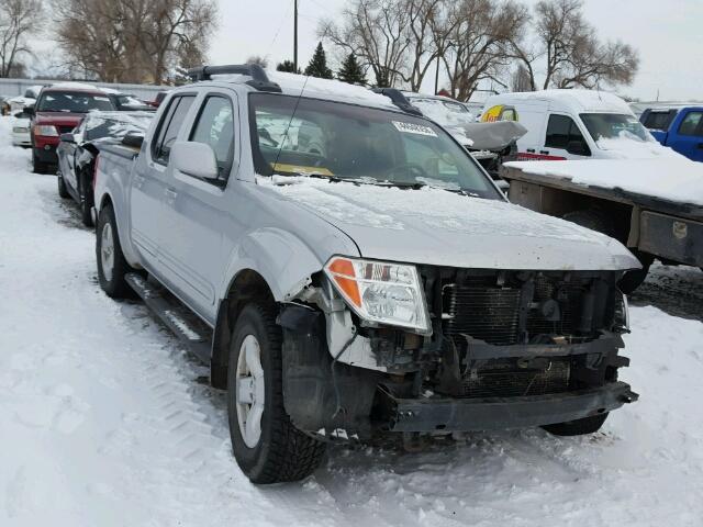 1N6AD07WX5C408396 - 2005 NISSAN FRONTIER C SILVER photo 1