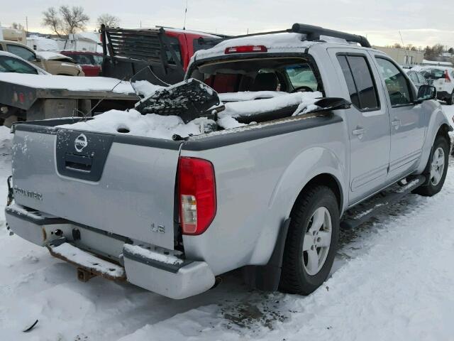 1N6AD07WX5C408396 - 2005 NISSAN FRONTIER C SILVER photo 4