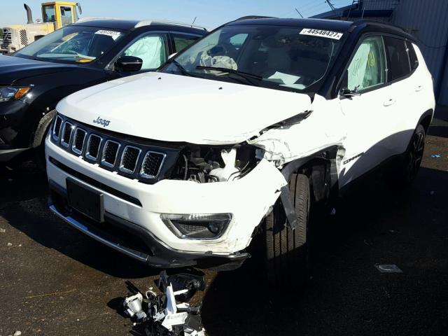 3C4NJDCB0HT627769 - 2017 JEEP COMPASS WHITE photo 2