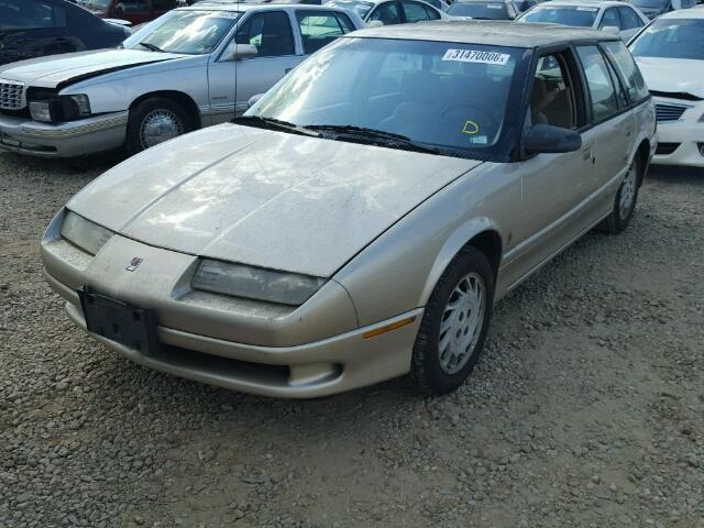 1G8ZJ8578RZ153737 - 1994 SATURN SW2 GOLD photo 2