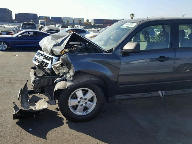 1FMCU02789KA08694 - 2009 FORD ESCAPE XLS GRAY photo 9