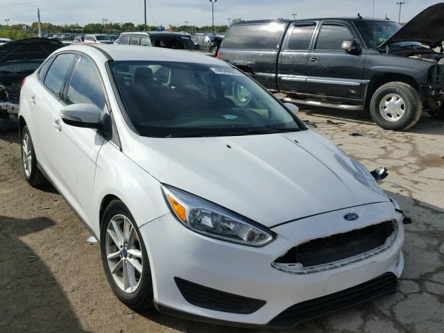 1FADP3F28FL313060 - 2015 FORD FOCUS WHITE photo 1