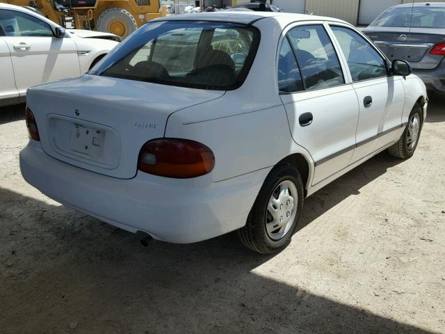 KMHVF14N5TU284458 - 1996 HYUNDAI ACCENT BAS WHITE photo 4