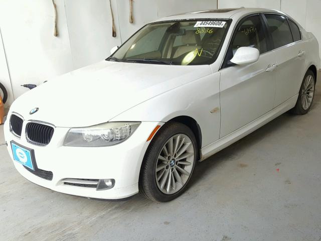 WBAPM5G56BNM68836 - 2011 BMW 335 I WHITE photo 2