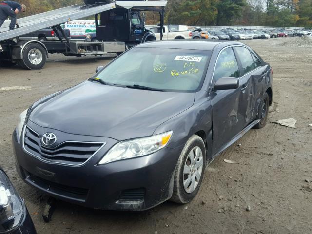 4T4BF3EK5AR054537 - 2010 TOYOTA CAMRY BASE CHARCOAL photo 2