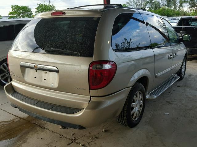 2A4GP54L46R916720 - 2006 CHRYSLER TOWN & COU GOLD photo 4