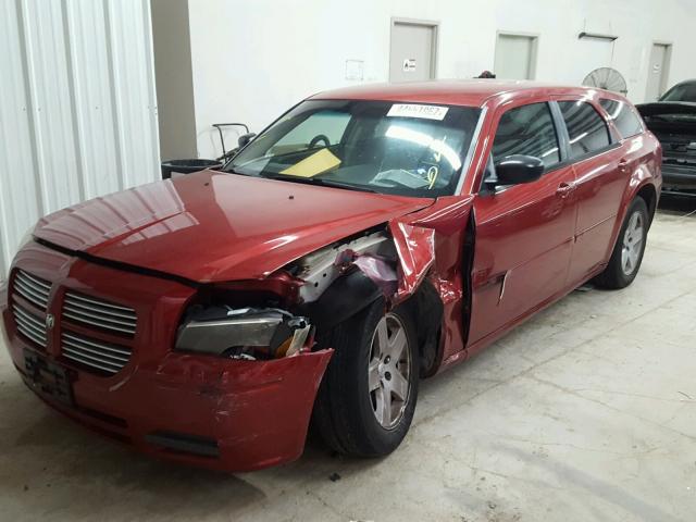 2D4FV48V35H570065 - 2005 DODGE MAGNUM SXT RED photo 2