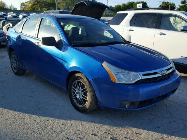 1FAHP3FN2AW107719 - 2010 FORD FOCUS SE BLUE photo 1