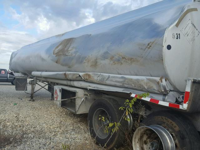 5HTAB4529Y7H64270 - 2000 ARO TRAILER SILVER photo 9