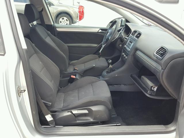 WVWAA7AJ7AW167732 - 2010 VOLKSWAGEN GOLF SILVER photo 5