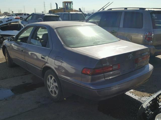 JT2BF28K5X0205972 - 1999 TOYOTA CAMRY LE SILVER photo 3