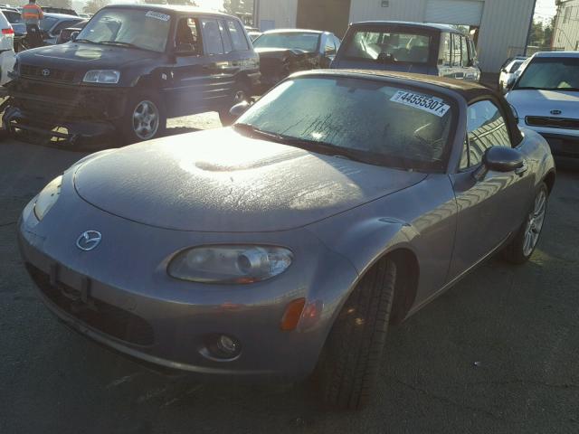 JM1NC25F170130224 - 2007 MAZDA MX-5 MIATA GRAY photo 2