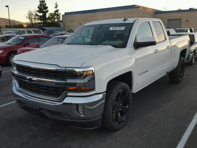 1GCRCREC1GZ137590 - 2016 CHEVROLET SILVERADO WHITE photo 2