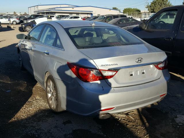 5NPEC4AC4BH021470 - 2011 HYUNDAI SONATA SE SILVER photo 3