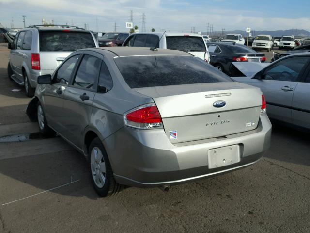 1FAHP34N58W293110 - 2008 FORD FOCUS S/SE GRAY photo 3