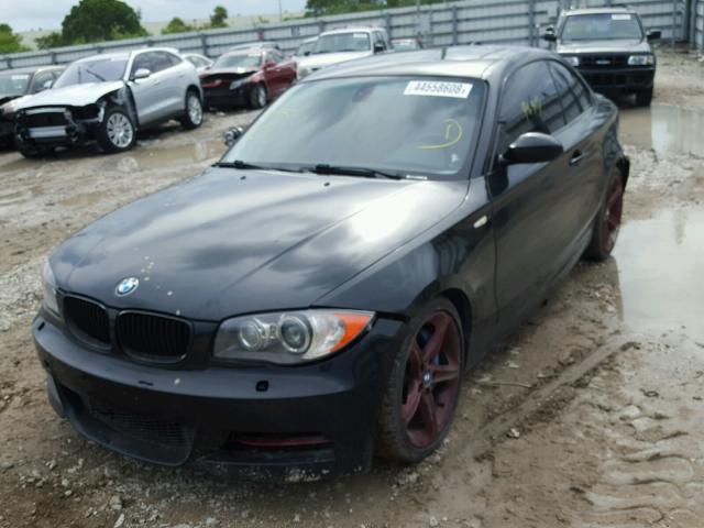 WBAUC73588VF24228 - 2008 BMW 135 I BLACK photo 2