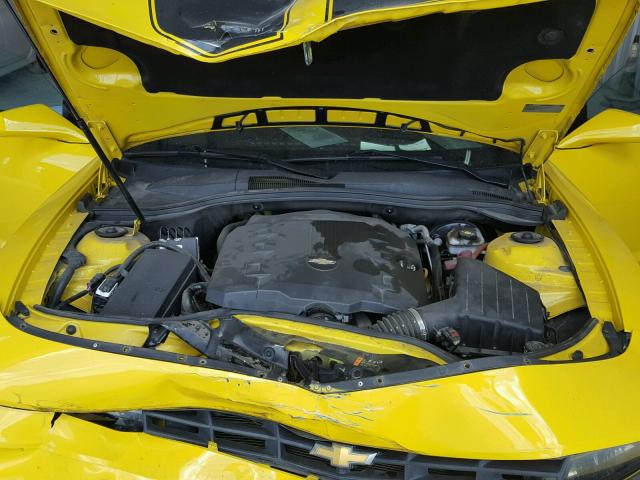 2G1FB1E31F9151370 - 2015 CHEVROLET CAMARO LS YELLOW photo 7