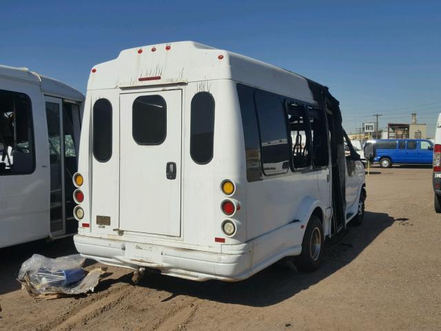 1FDWE35S05HB08971 - 2005 FORD ECONOLINE WHITE photo 4