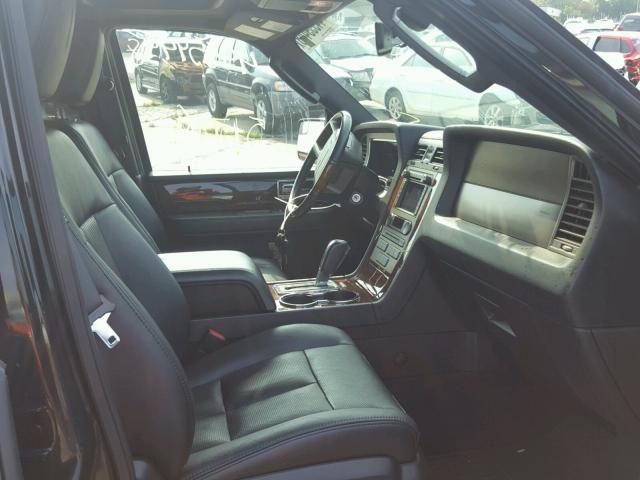 5LMJJ2J58DEL04881 - 2013 LINCOLN NAVIGATOR Czarny zdjęcie 5