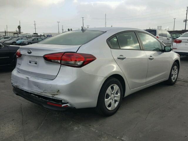 3KPFK4A7XHE142849 - 2017 KIA FORTE LX SILVER photo 4