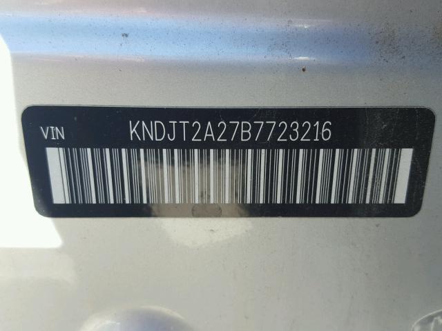 KNDJT2A27B7723216 - 2011 KIA SOUL + SILVER photo 10