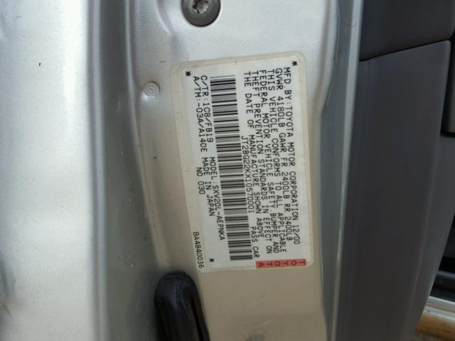 JT2BG22KX10570001 - 2001 TOYOTA CAMRY SILVER photo 10