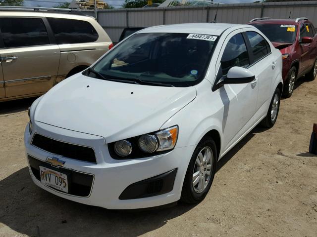 1G1JC5SH0C4205612 - 2012 CHEVROLET SONIC LT WHITE photo 2