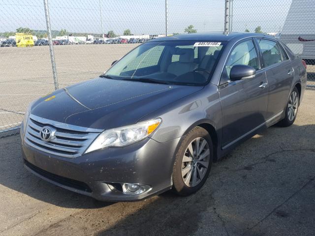 4T1BK3DB3BU377624 - 2011 TOYOTA AVALON BAS GRAY photo 2