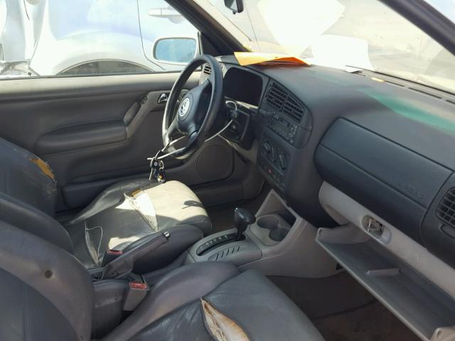 3VWDC21V62M809269 - 2002 VOLKSWAGEN CABRIO GLX 银色 照片 5