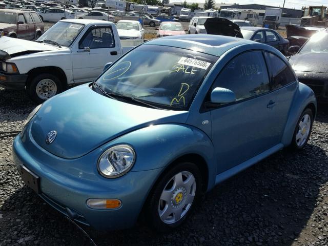 3VWCC21C3YM495826 - 2000 VOLKSWAGEN NEW BEETLE 蓝色 照片 2