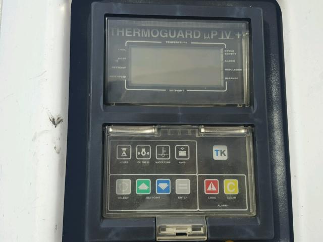 1UYVS2537WU308607 - 1998 UTILITY TRAILER WHITE photo 8