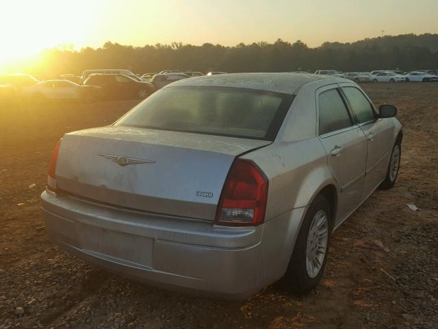 2C3KA43R47H618553 - 2007 CHRYSLER 300 SILVER photo 4