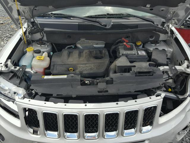 1J4NF1FBXBD218794 - 2011 JEEP COMPASS SP SILVER photo 7