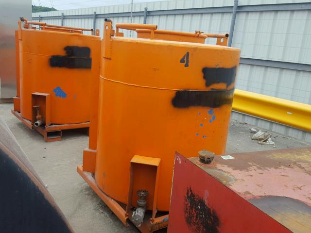 PE17 - 2013 FUEL TANK 345G ORANGE photo 3