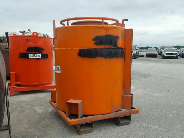 PE18 - 2013 FUEL TANK 345G ORANGE photo 1