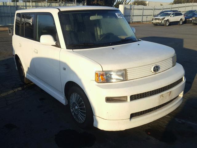 JTLKT324264122284 - 2006 TOYOTA SCION XB WHITE photo 1