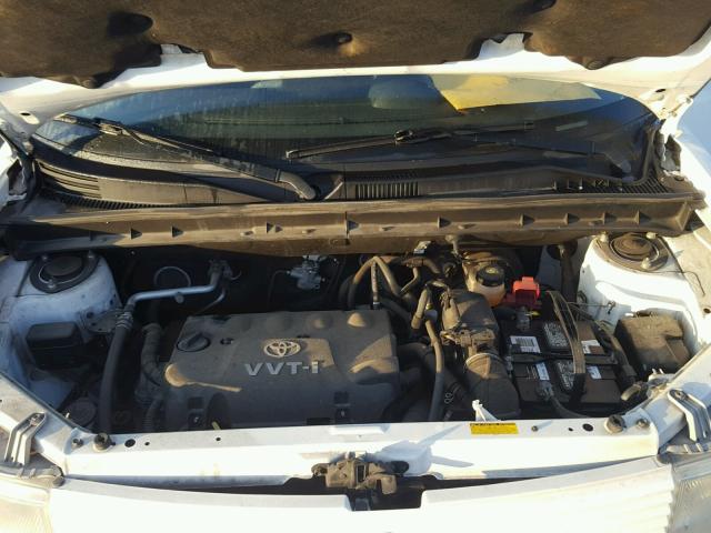 JTLKT324264122284 - 2006 TOYOTA SCION XB WHITE photo 7