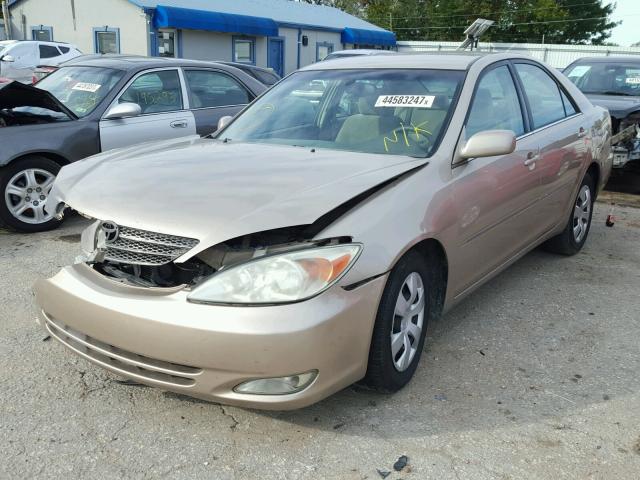 4T1BE30K73U246713 - 2003 TOYOTA CAMRY TAN photo 2