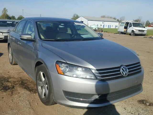 1VWBP7A33DC064198 - 2013 VOLKSWAGEN PASSAT SE SILVER photo 1
