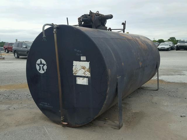 PE24 - 2012 FUEL TANK 2000G Qara foto 4